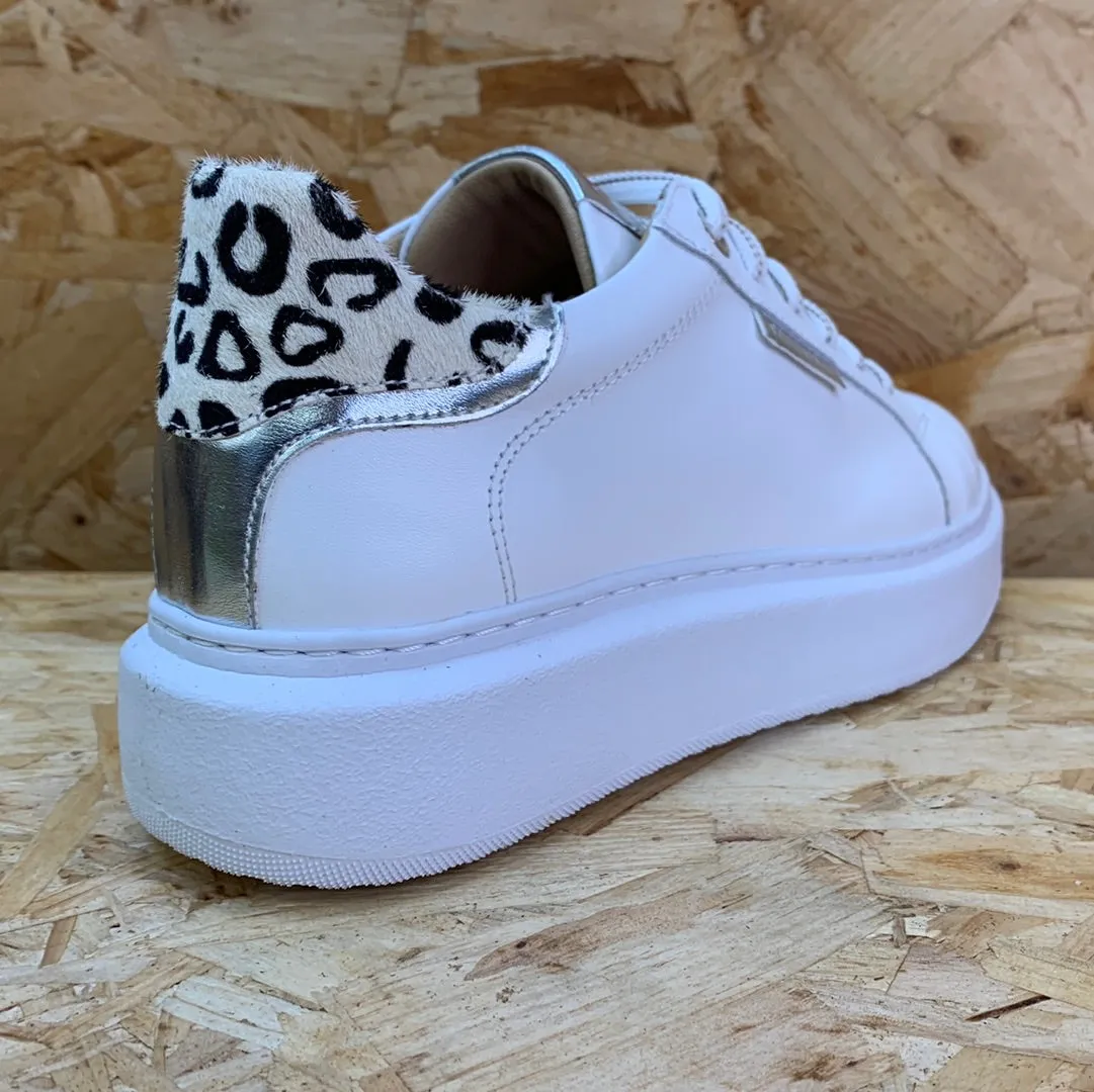 Carmela Womens Leather Fashion Trainers - White / Silver