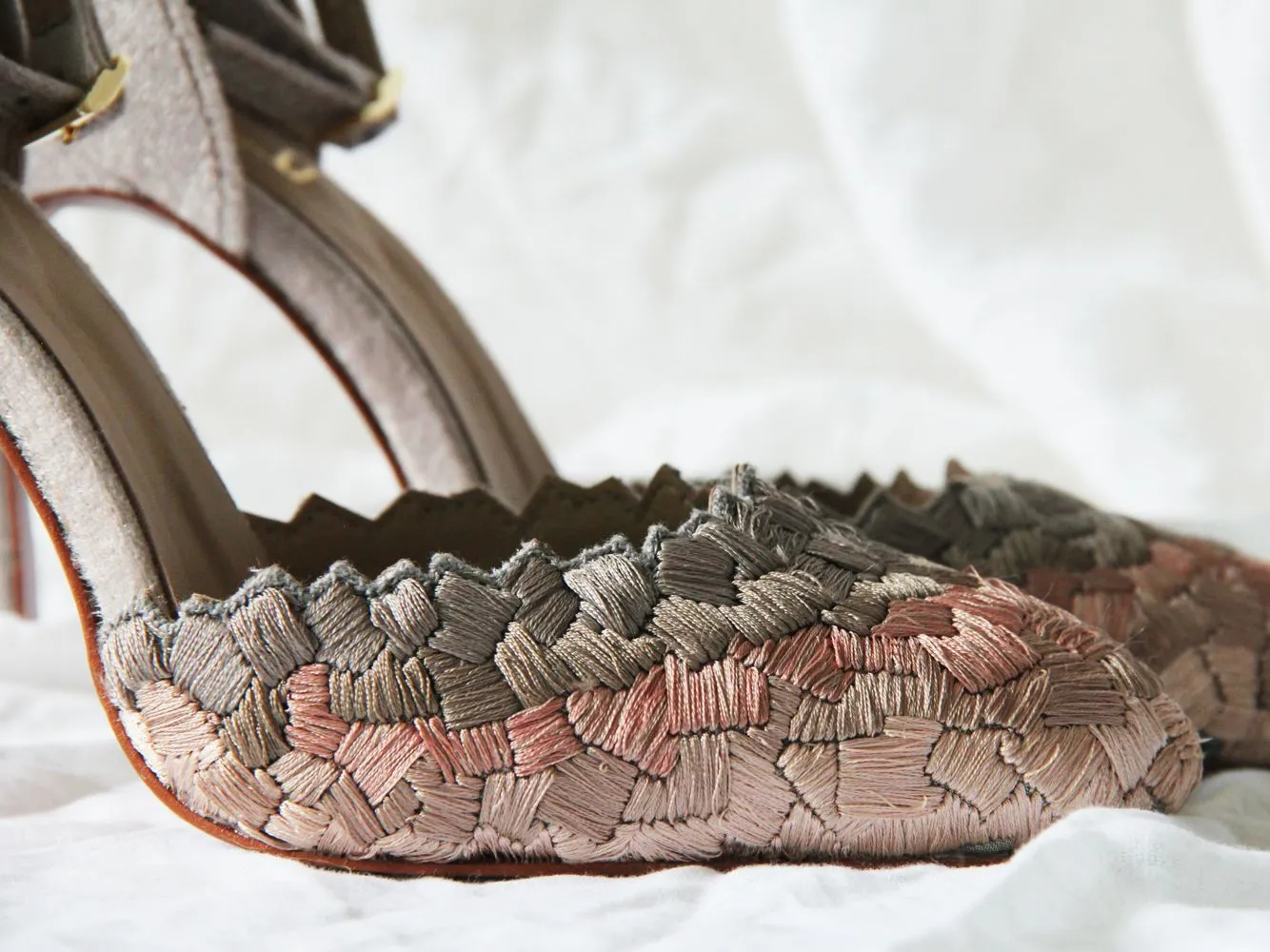 Cascade Stiletto - Grey