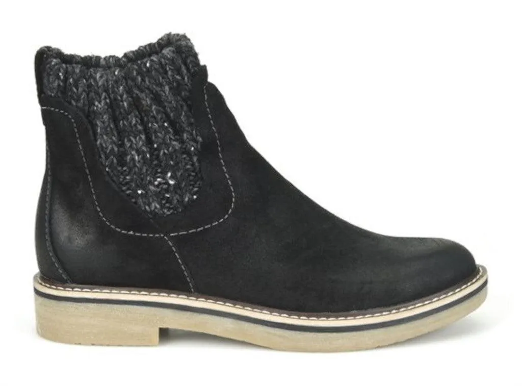 Comfortiva Women's Rawnie Black Size 8.5 Suede Ankle Boots