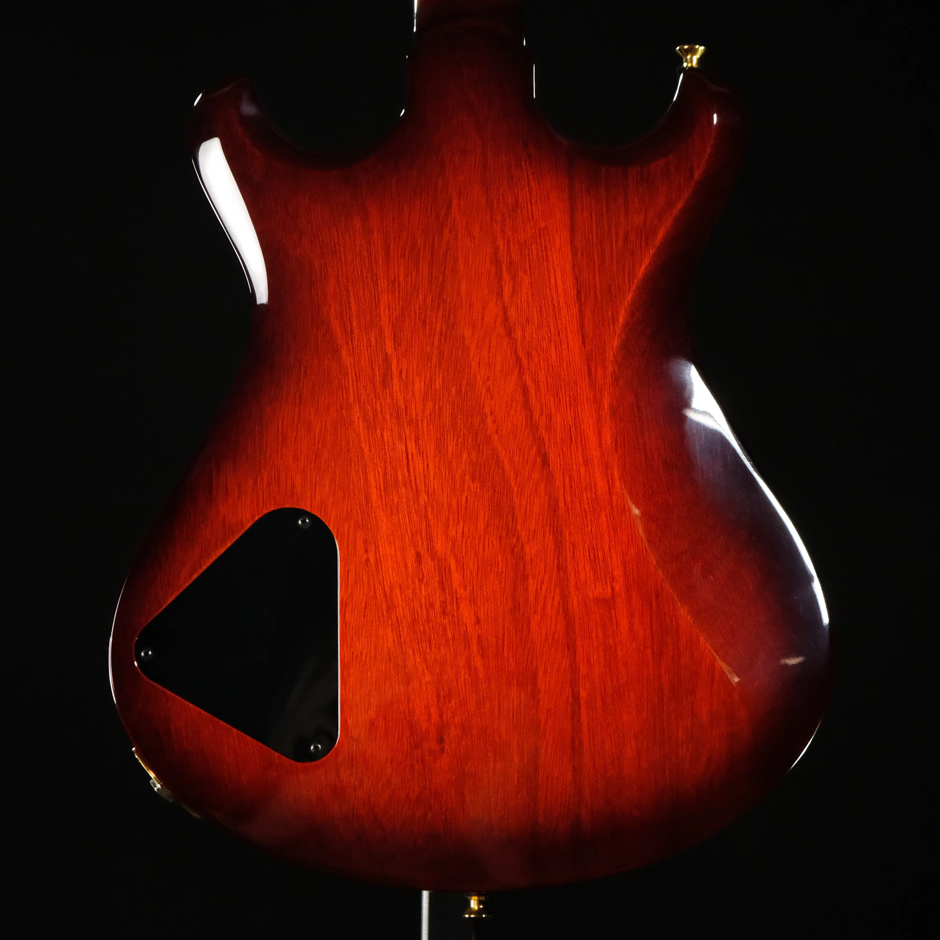 Knaggs Keya T1 - Scotch N Fire