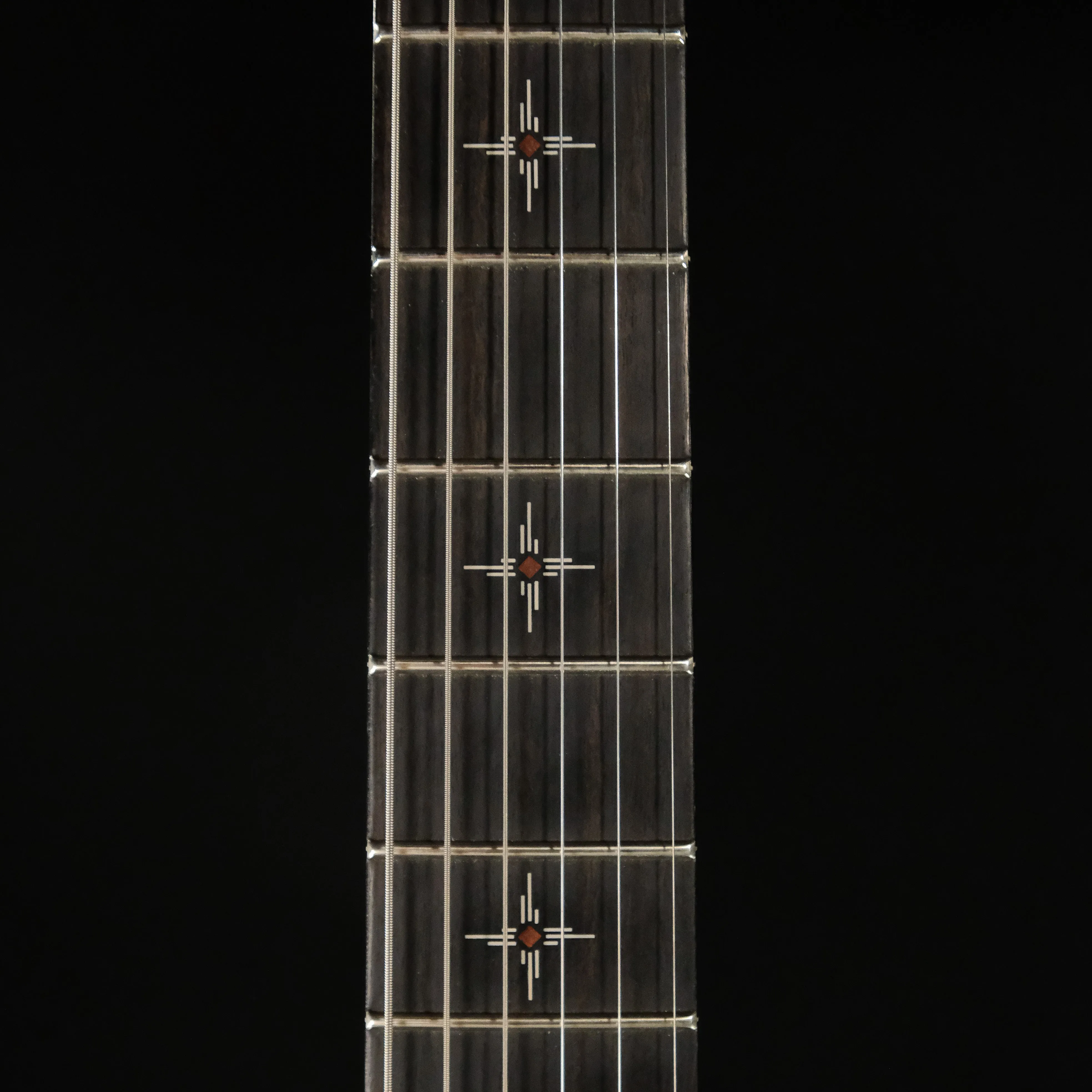 Knaggs Keya T1 - Scotch N Fire
