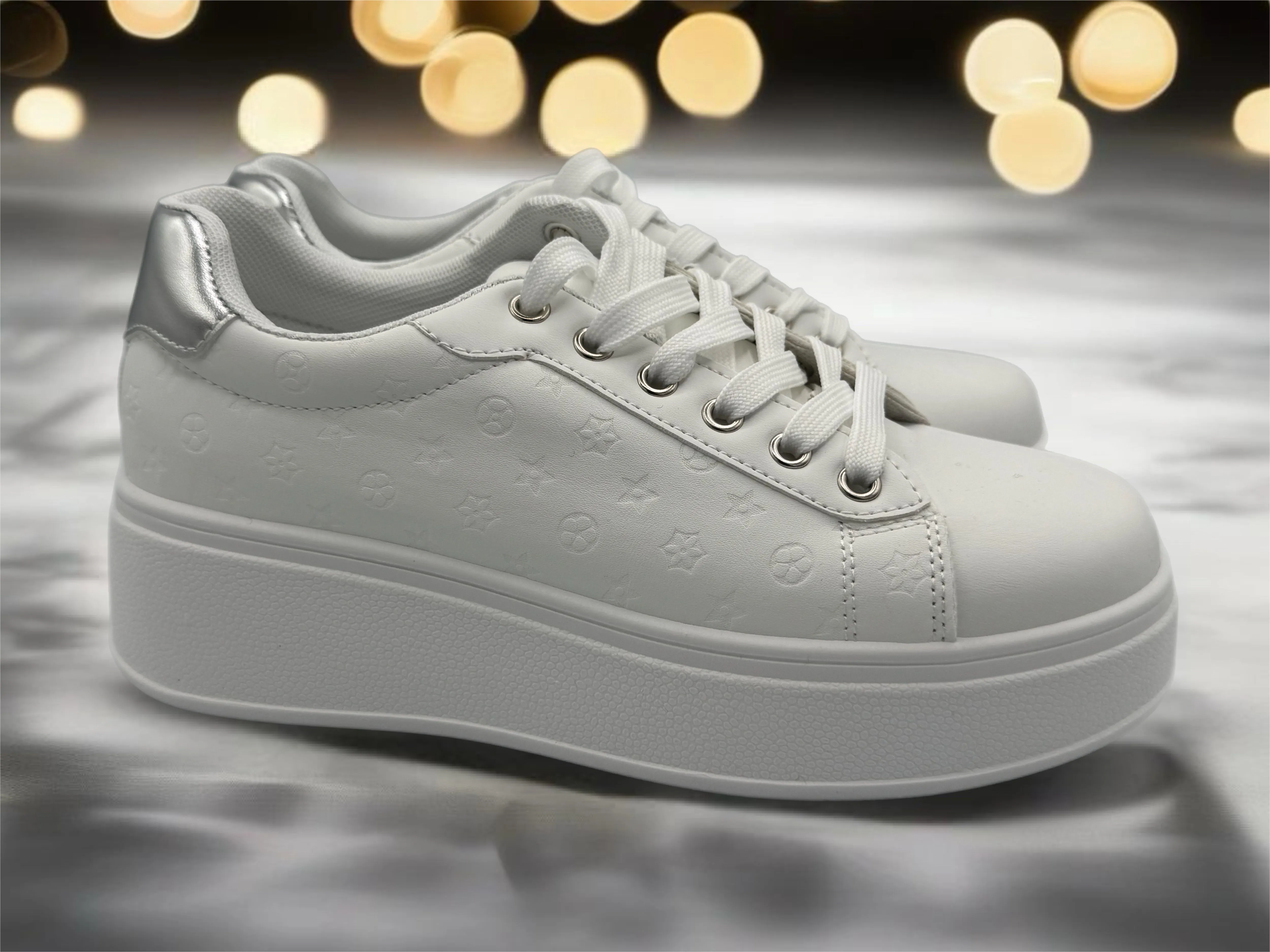Lisa Trainers - white & silver