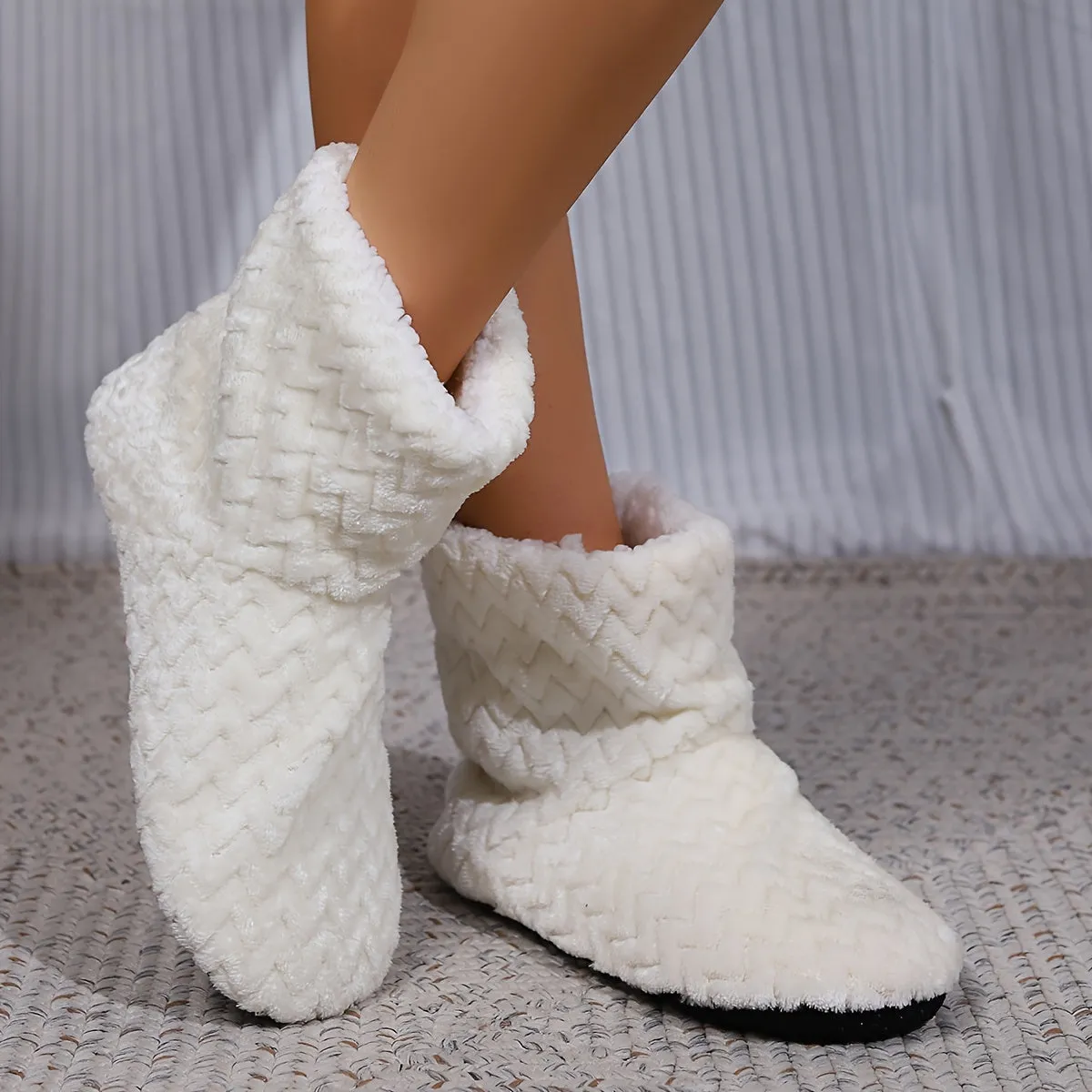 Luxurious Cozy Plush Lined SlipOn Boots for Women