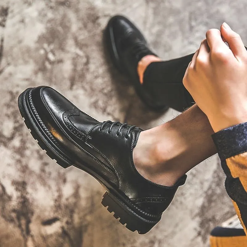 Men's Brogue Oxfords Shoes Fashion Classic Carved Lace Up Leather Low Heels Dress Shoes Men's Casual Walking Shoes Office Flats