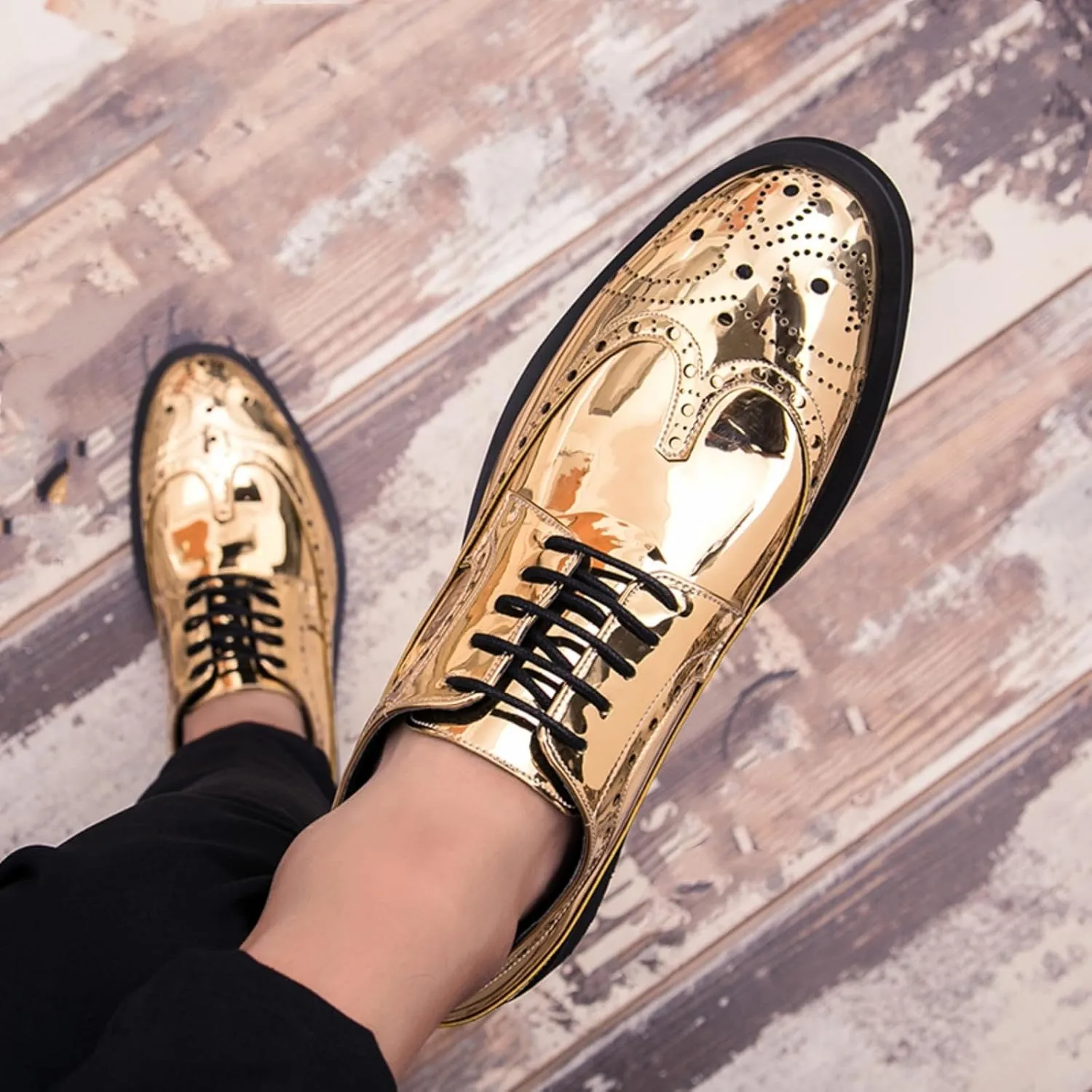 Men's Sparkle Patent Leather Brogue Wingtip Lace Up Dress Oxford Shoes Tuxedo Modern Round Toe Slip On Derby Shoes for Wedding Evening Party