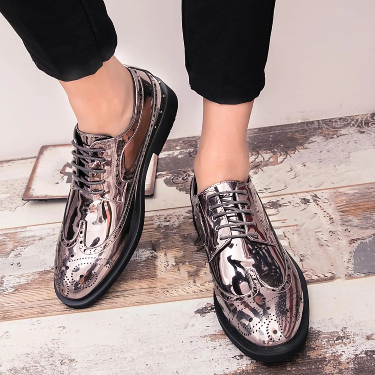 Men's Sparkle Patent Leather Brogue Wingtip Lace Up Dress Oxford Shoes Tuxedo Modern Round Toe Slip On Derby Shoes for Wedding Evening Party
