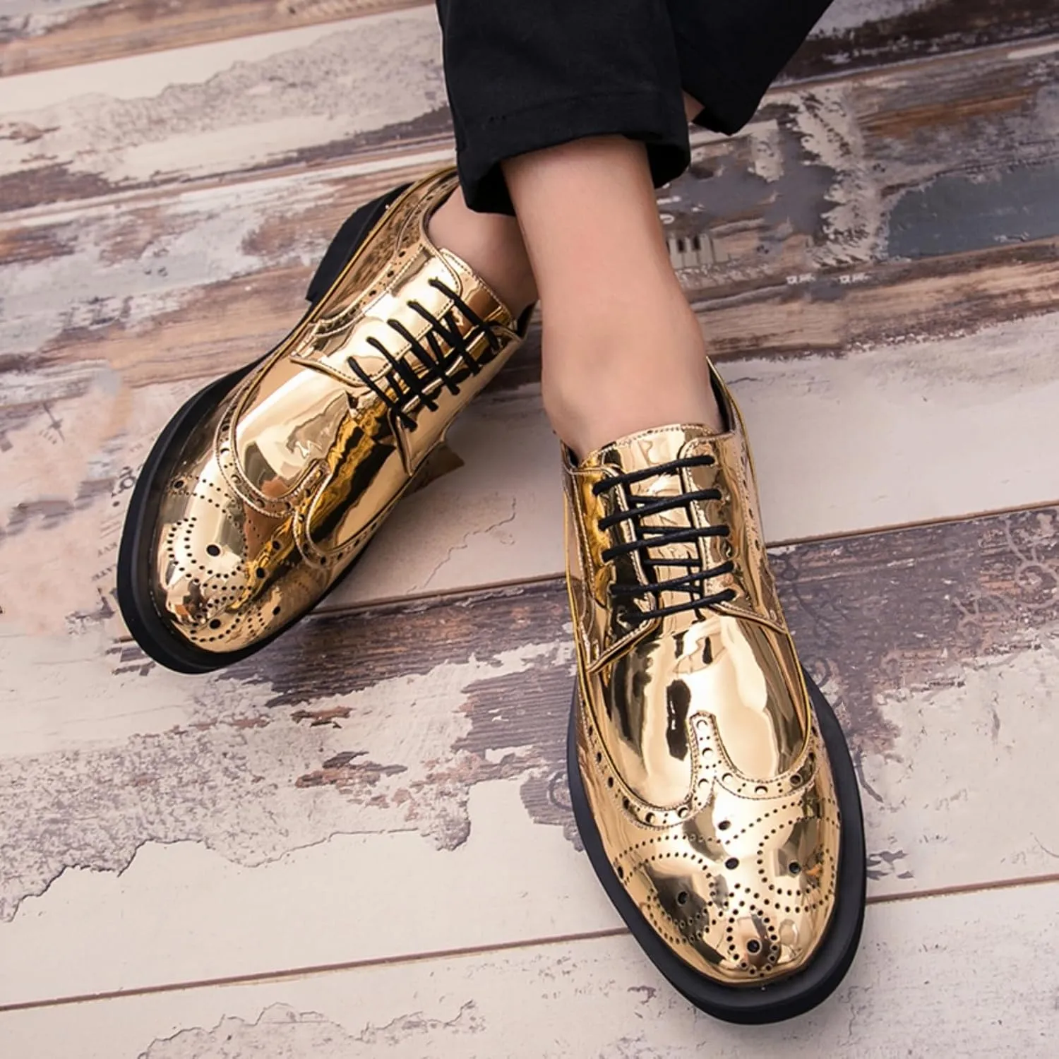 Men's Sparkle Patent Leather Brogue Wingtip Lace Up Dress Oxford Shoes Tuxedo Modern Round Toe Slip On Derby Shoes for Wedding Evening Party