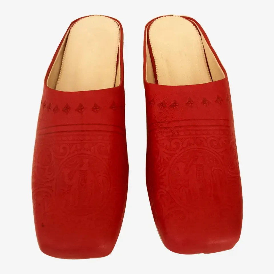 Oriental shoe, heeled, engraved