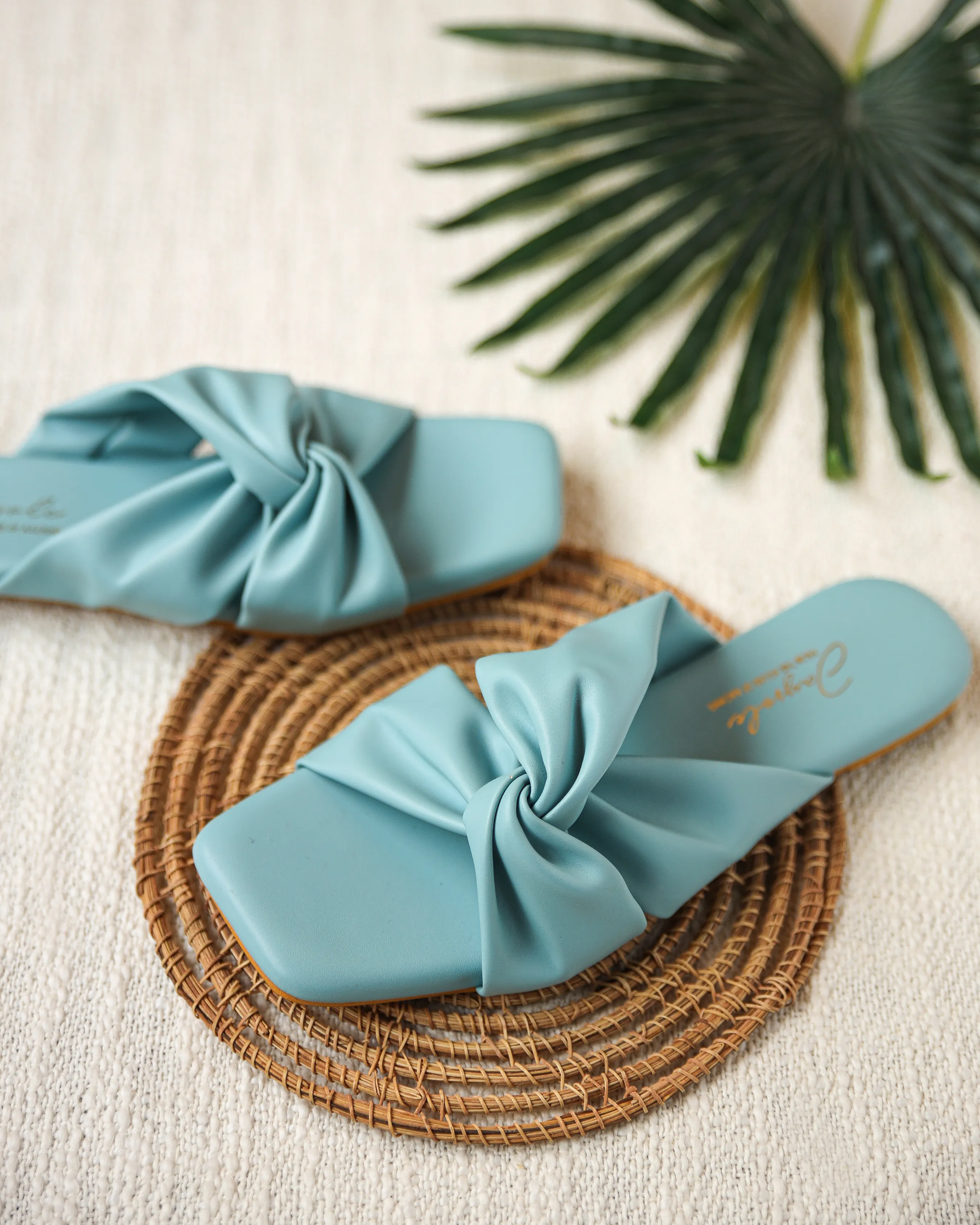 Reef Water Twisted Flats