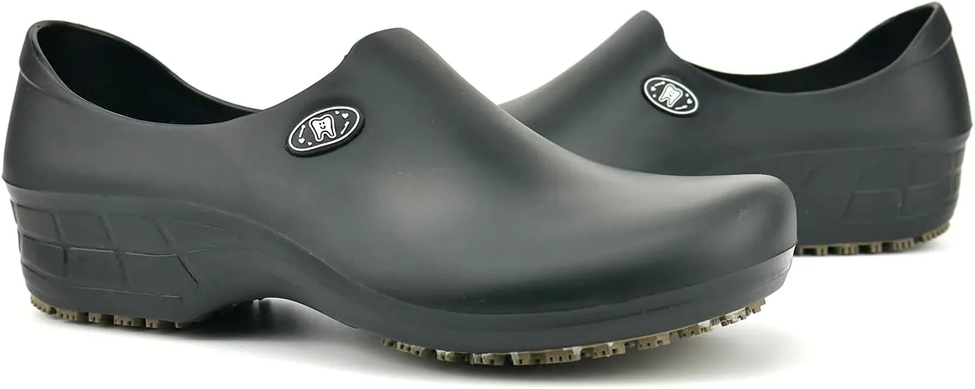 Sticky Nursing Shoes Women - Chefs - Kitchen - Nurses - Clogs for Work - Waterproof Non Slip