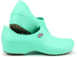 Sticky Nursing Shoes Women - Chefs - Kitchen - Nurses - Clogs for Work - Waterproof Non Slip