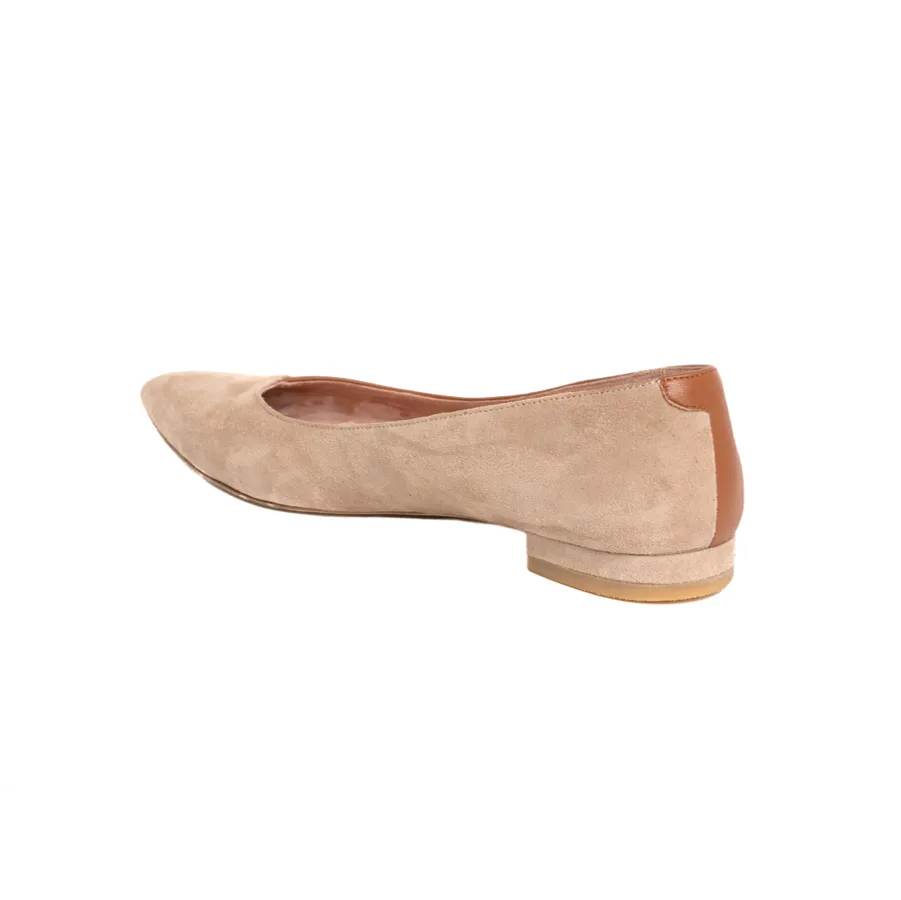 Tenacious Tan Suede / Courageous Caramel Flat